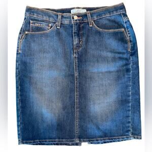 Levi's Denim Accented Back Kick Pleat Short Skirt size 8